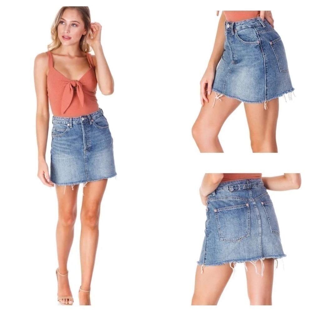 Free People - Rugged A-Line Denim Mini Skirt in Blue size 29